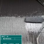 屋根外壁塗装工事　屋根中塗り