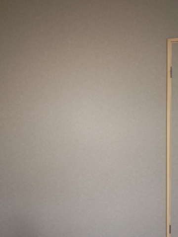 大阪府高槻市　耐震補強工事　クロス仕上げ