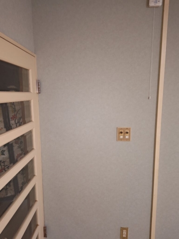 大阪府高槻市　耐震補強工事　クロス仕上げ