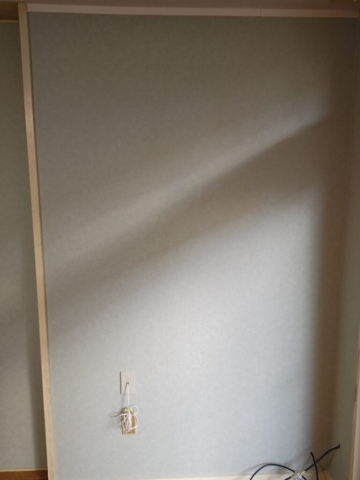 大阪府高槻市　耐震補強工事　クロス仕上げ