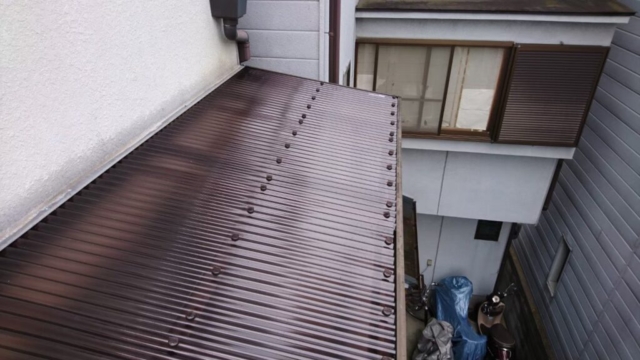 大阪府高槻市　波板張り替え工事　完了