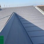 京都府宇治市　屋根重ね葺き工事（カバー工法）完了