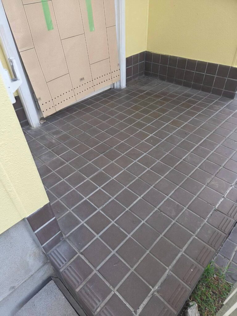 タイル張り替え工事　現状